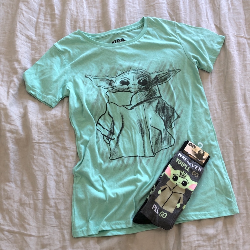 Mandalorian The Child Grogu Tshirt Sz S collector’s